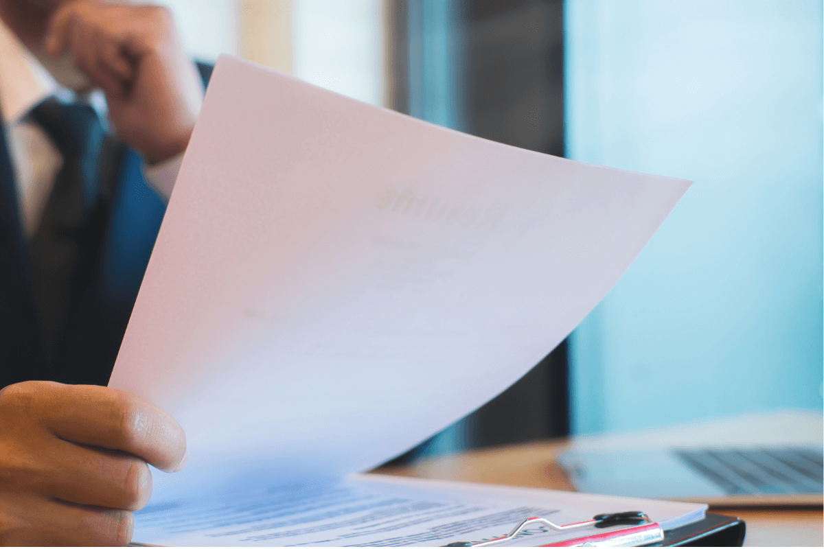 understanding-guest-sentiment-through-post-stay-review-analysis-1