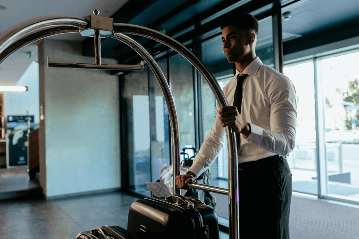 why-is-staff-training-development-the-key-to-your-hotel-success-2