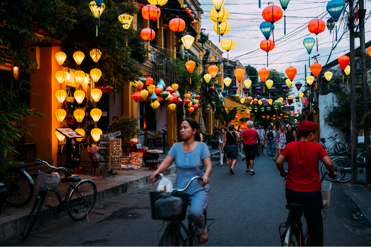 bung-no-8-trieu-khach-quoc-te-khach-san-viet-da-san-sang-don-song-1