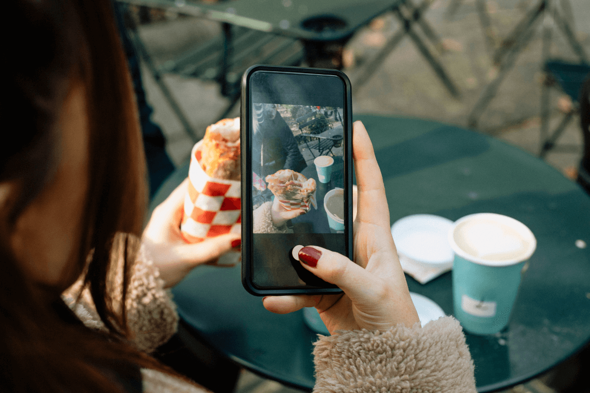 social-commerce-a-booking-channel-that-hotels-cant-miss-2