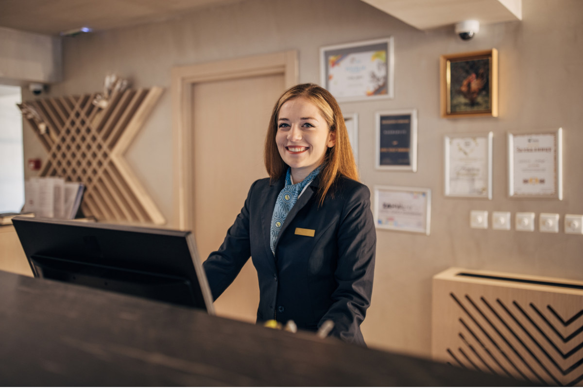 pms-migration-why-small-and-medium-sized-hotels-hotels-are-switching-systems-in-2026-1