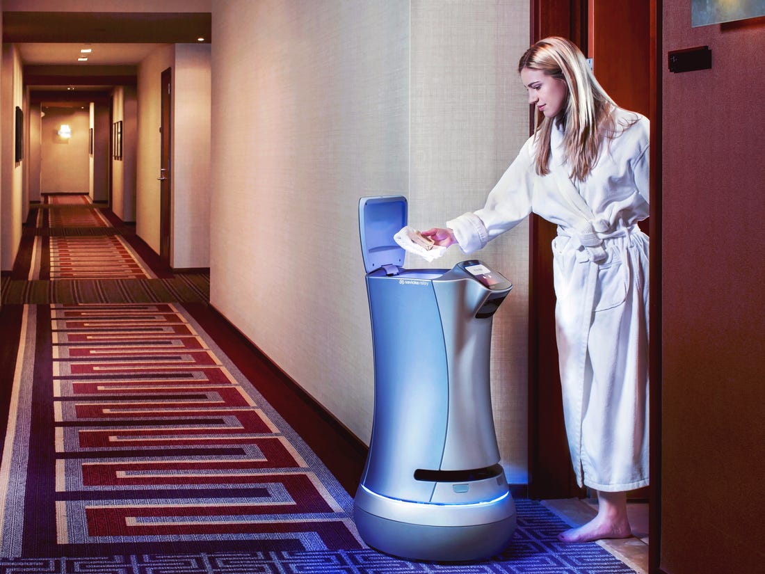 Nâng tầm khách sạn với công nghệ: Bí quyết giao tiếp hiệu quả