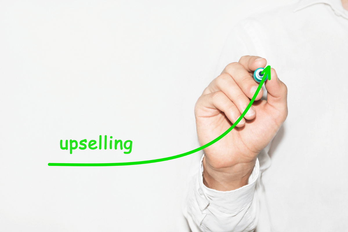 upselling-va-cross-selling-1